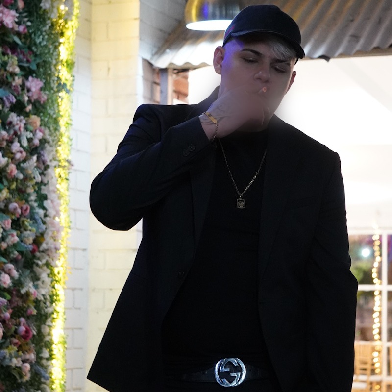 TobalRich, artista urbano chileno de Saga Media
